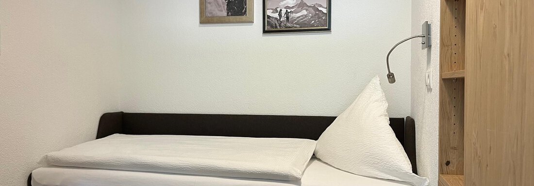 2. Schlafzimmer für 1 Erwachsenen oder 2 Kinder - Appartementhaus Nadine - Gries
