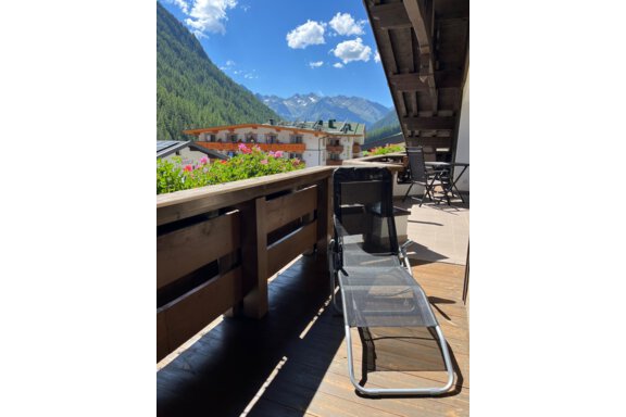 Aussenansicht Balkon App 5 - Appartementhaus Nadine - Gries
