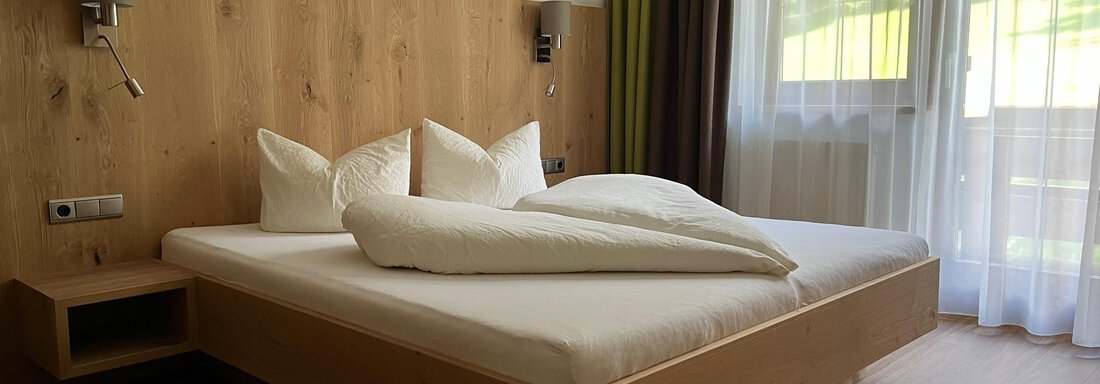 Schlafzimmer - Appartementhaus Nadine - Gries