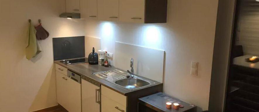 Küche - Ferienwohnung Loeffler - Haiming