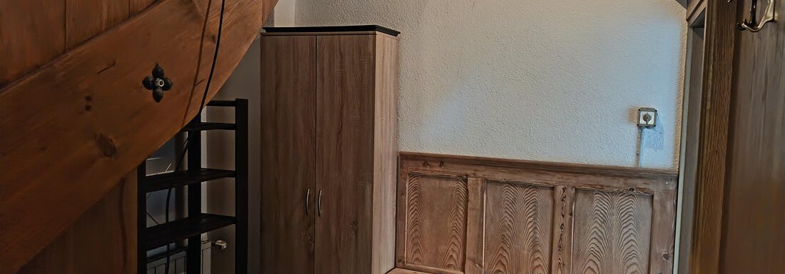 Garderobe - Krumm & Schief Appartments - Haiming