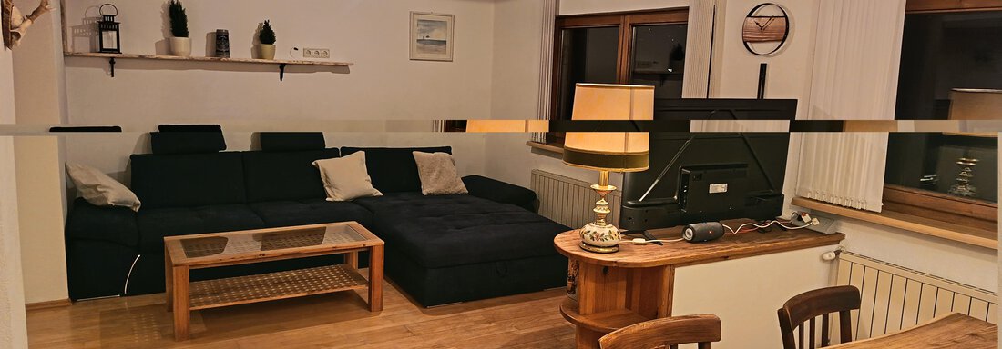 Wohn Essbereich (2) - Krumm & Schief Appartments - Haiming