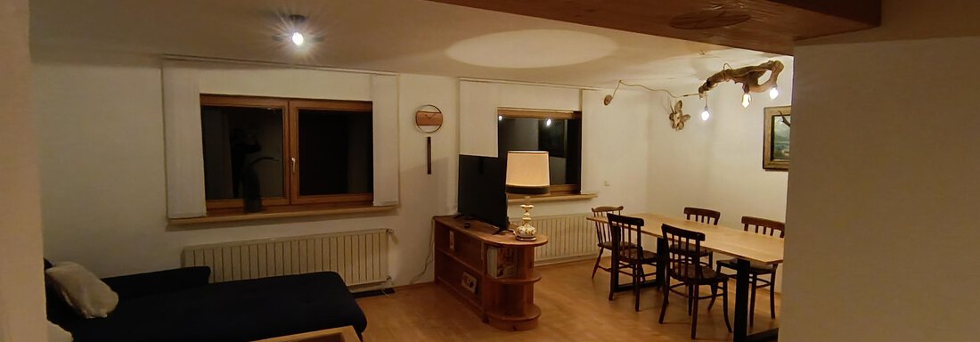 Wohn Essbereich (4) - Krumm & Schief Appartments - Haiming