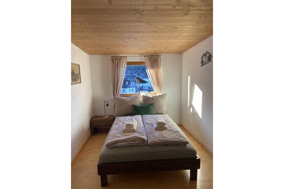 Schlafzimmer 1 (2) - Krumm & Schief Appartments - Haiming