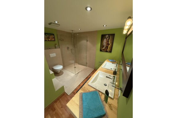 WC und Dusche im Zimmer Nr. I - Ötztal Apartment - Haiming