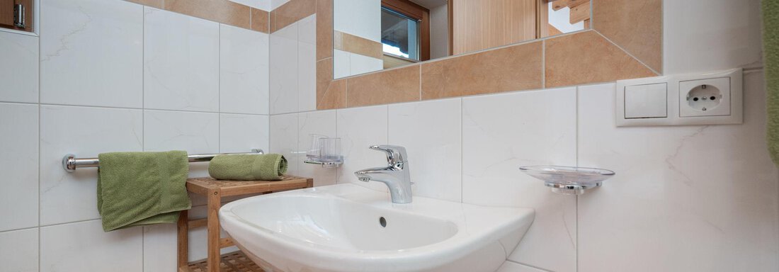 Badezimmer 1 - Alpenheim Lina - Huben