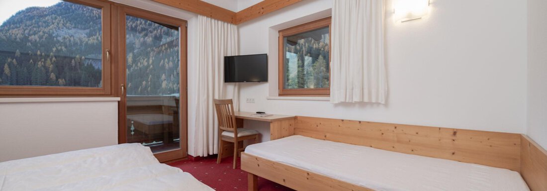 Schlafzimmer1 - Alpenheim Lina - Huben