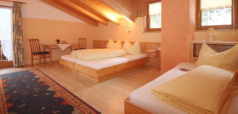 Appartement Tirol - Schlafzimmer - Apart am Waldrand - Huben