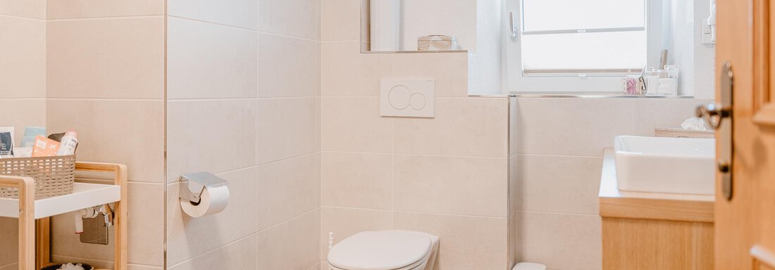 Badezimmer mit WC - Apart Letta - Huben