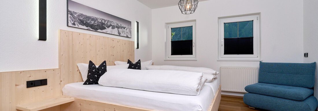 Schlafzimmer mit Badewanne/WC Schlafzimmer mit Badewanne/WC - Apart Marcello - abgemeldet - Huben