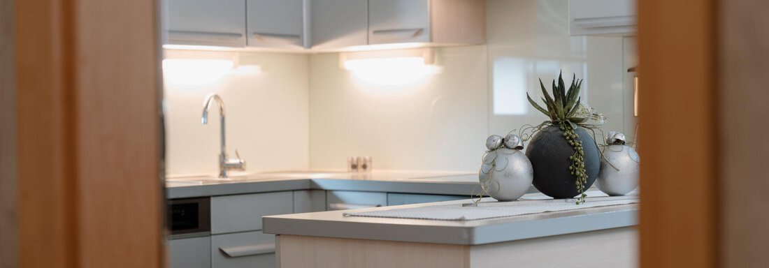 Blick in die Küche - APART Naturcamping Kuprian - Huben