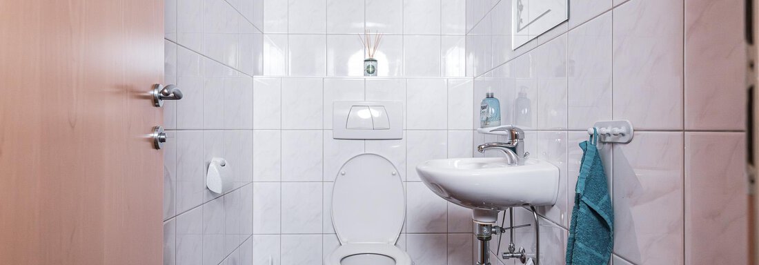 Toilette - APART Naturcamping Kuprian - Huben