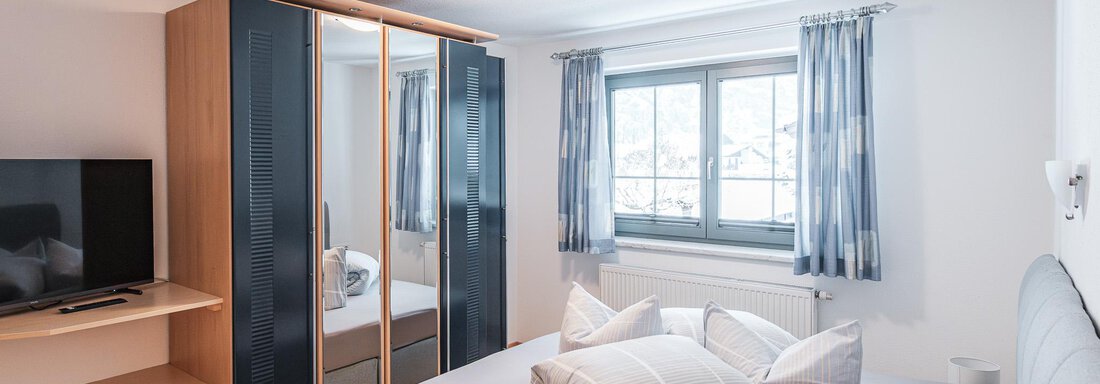 Schlafzimmer - APART Naturcamping Kuprian - Huben