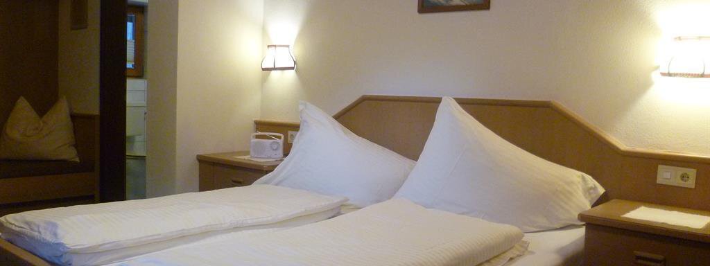 Doppelzimmer ohne Frühstück Doppelzimmer ohne Frühstück - Appartement Erich Wilhelm - Huben