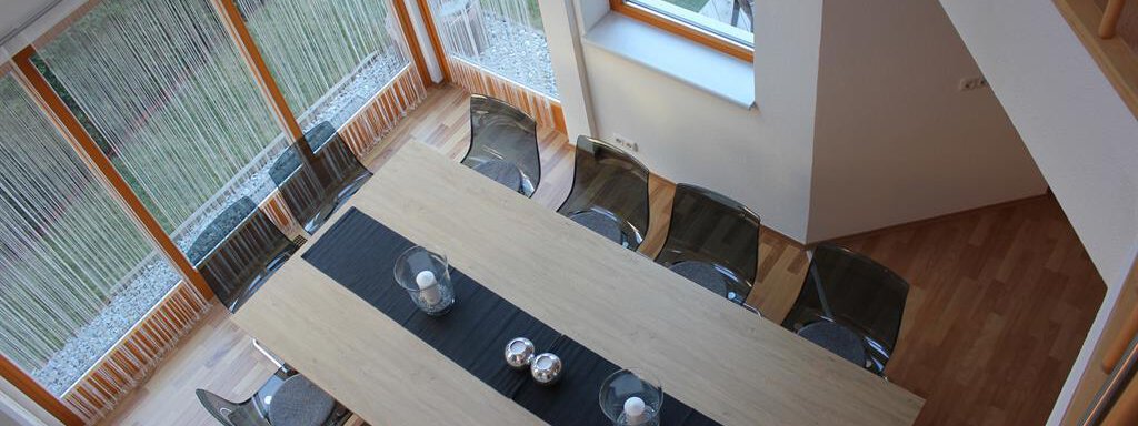 XXL Esstisch im offenen Wohnraum XXL Esstisch im offenen Wohnraum - Chalet Mühle - Huben