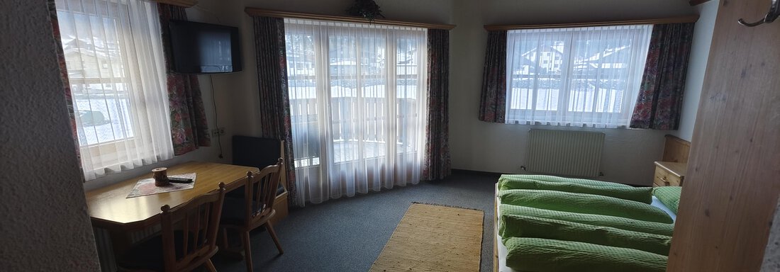 Ferienwohnung Nr. 1 - Ferienwohnungen Stabentheiner - Huben
