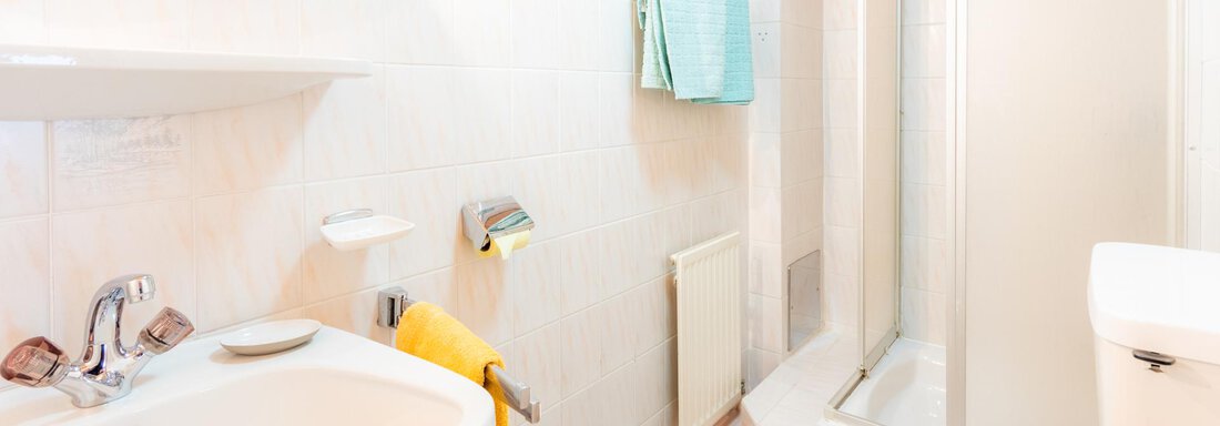 Badezimmer II - Haus Suban - Huben