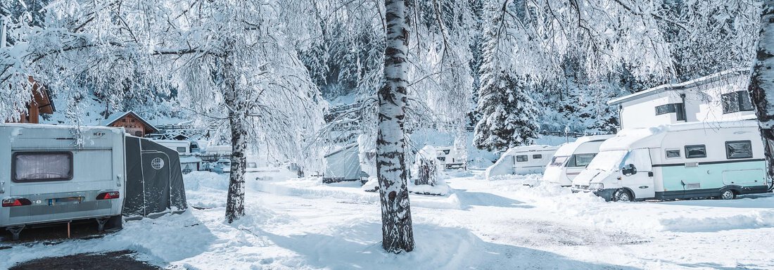 Komfortplatz Winteransicht - Naturcamping Kuprian - Ötztal - Huben