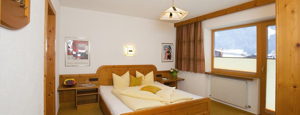 Schlafzimmer - TOP TIROL - das appartement - Huben