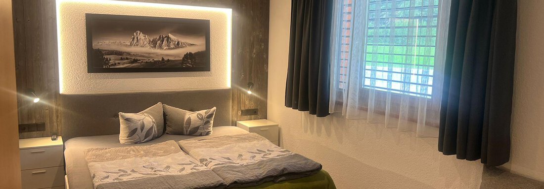 Doppelzimmer II Doppelzimmer II - Alpenapart Grüner - Längenfeld