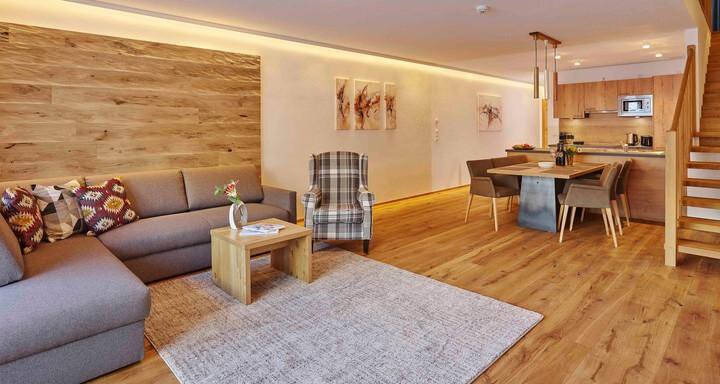 Wohnraum mit offener Küche Wohnraum mit offener Küche - Alpenappartement Central Valley Penthouse - Längenfeld