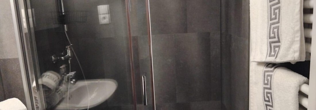 Badezimmer NEU - Apart Alpenland Maurer - Längenfeld