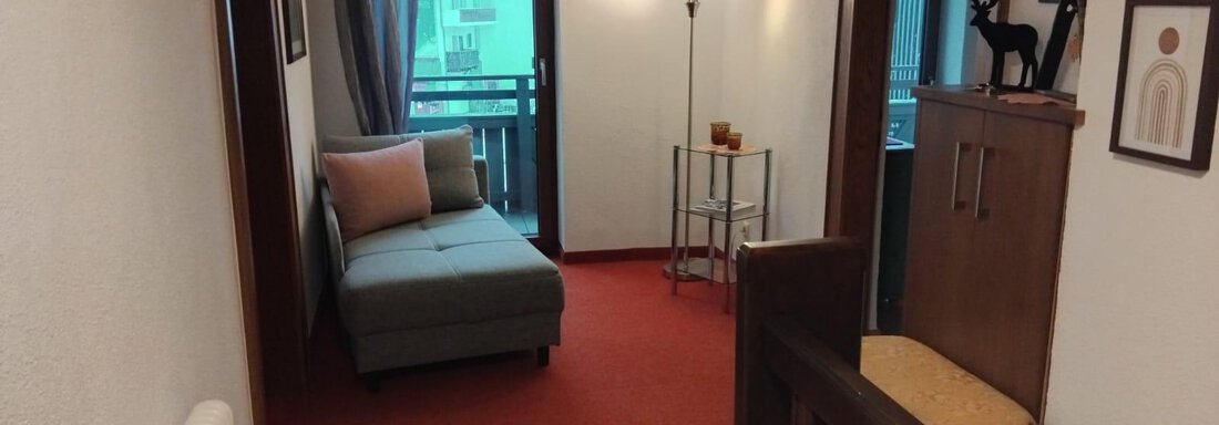 Hausgang mit gemütlichem Aufenhaltsbereich NEU - Apart Alpenland Maurer - Längenfeld