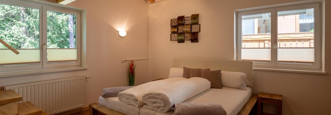 Zimmer mit Blick zur Galerie - Apart Conny - Längenfeld