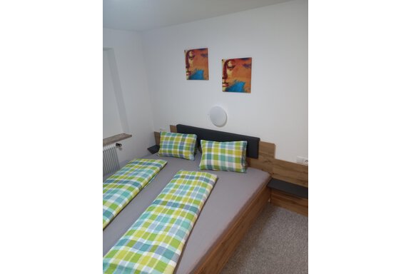 Doppelzimmer mit Dusche - Appartement Alexander - Längenfeld