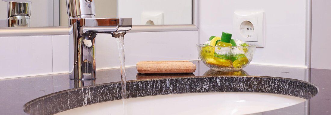 Lärche - Badezimmer - Appartement am Sonnhof - Längenfeld