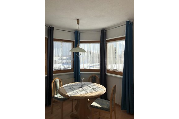 gemuetlicher Erker gemuetlicher Erker - Appartement Elvira - Längenfeld