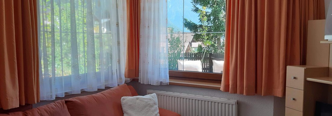 Wohnzimmer - Ferienwohnung Eva - Längenfeld