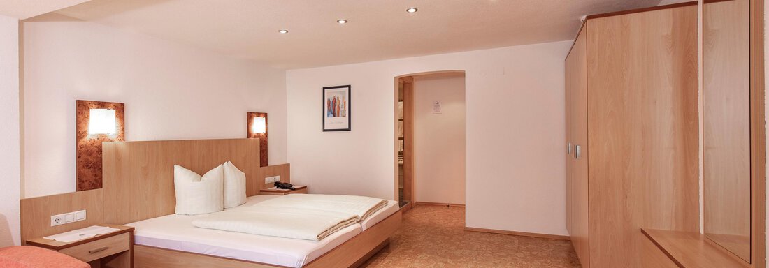 Doppelzimmer Felderkogl | © Tüma GmbH (CC C) Doppelzimmer Felderkogl - Garni Hanni - Längenfeld