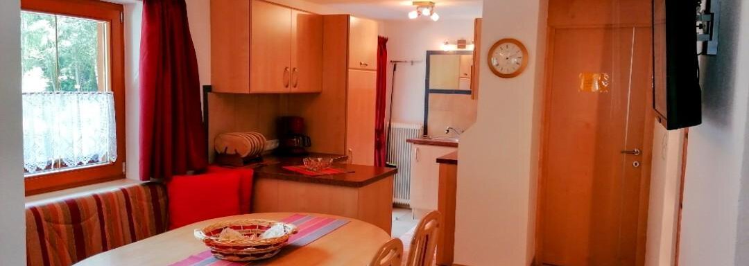 Ferienwohnung  Nr. 4 - Küche - Gästehaus Judith - Längenfeld
