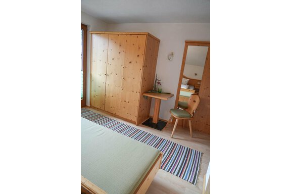 Doppelzimmer mit Zustellbettmöglichkeit - Hauertalerhof - Längenfeld