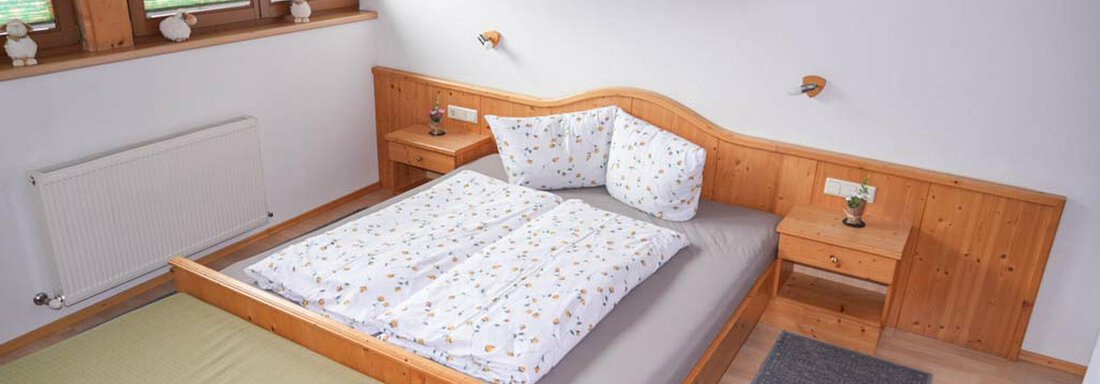 Doppelzimmer mit Zustellbettmöglichkeit - Hauertalerhof - Längenfeld