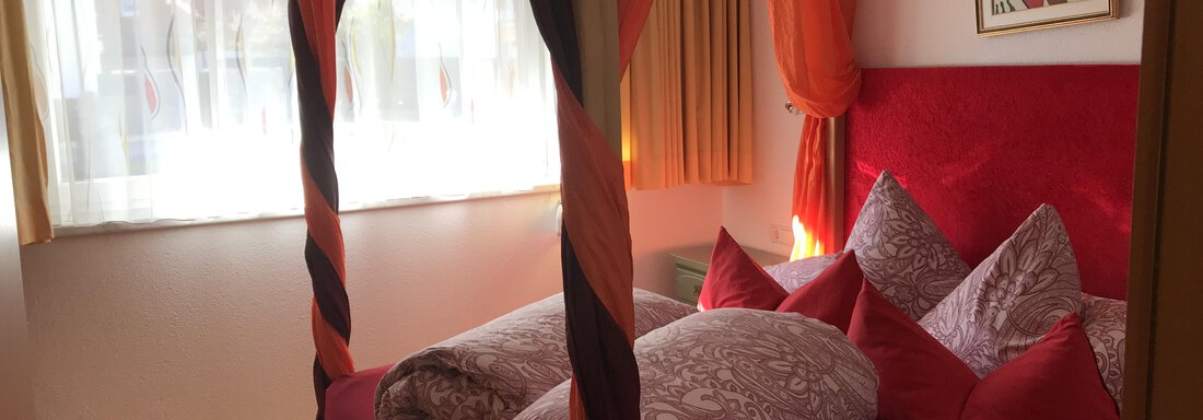 Schlafzimmer Tina Schlafzimmer Tina - Haus Aida - Längenfeld