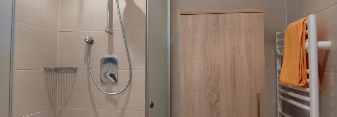 Badezimmer 1 - Haus Bellevue - Längenfeld