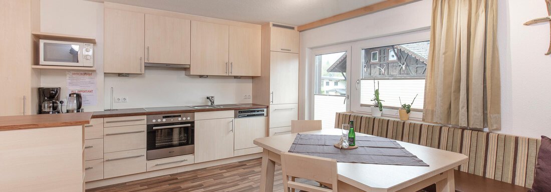 Appartement "A" Wohnküche - Haus Sonnenheim - Längenfeld