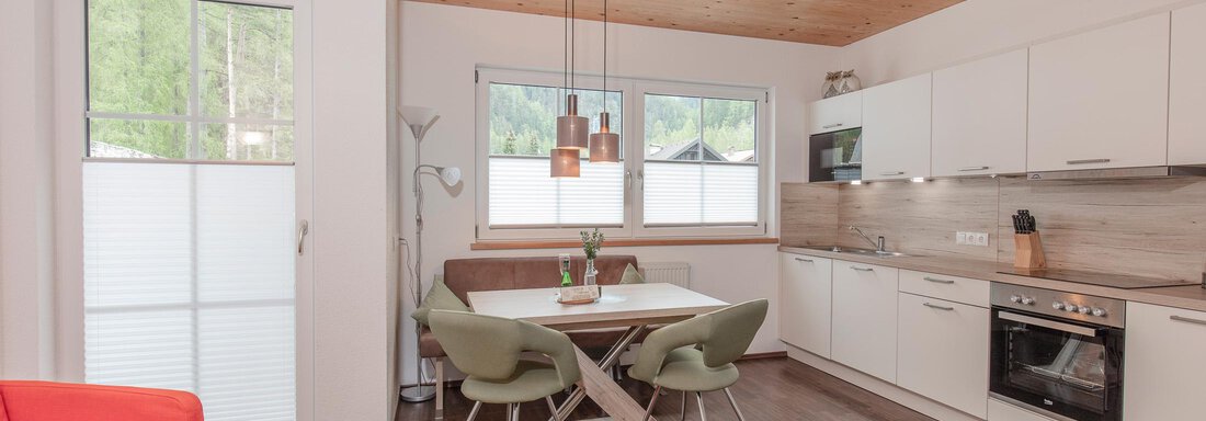 Appartement "B" Wohnküche - Haus Sonnenheim - Längenfeld
