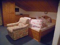 Schlafzimmer - Haus Wiesenhof - Längenfeld