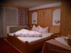 Schlafzimmer Schlafzimmer - Haus Wiesenhof - Längenfeld