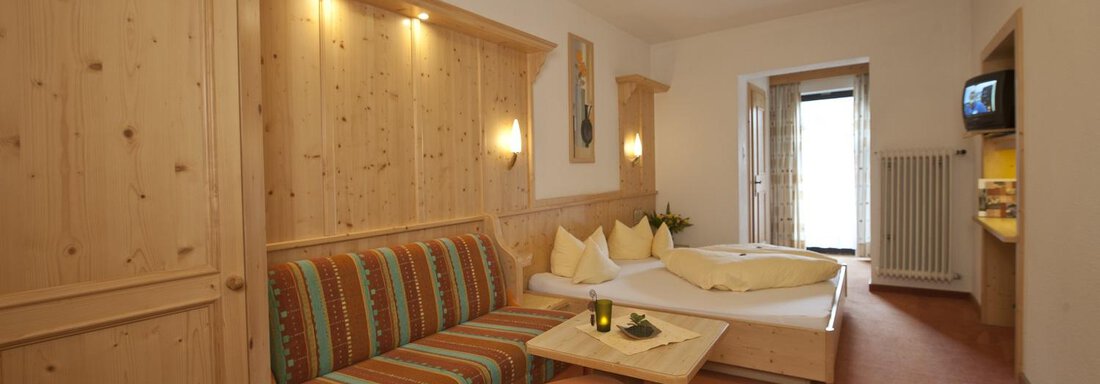 Dreibettzimmer - Hotel zum Hirschen - Längenfeld
