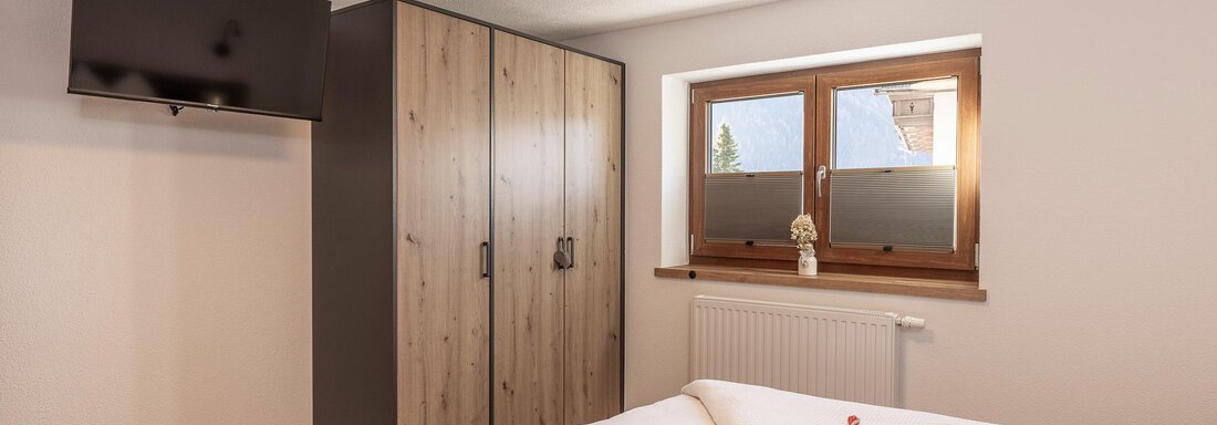 Zimmer EG - Irmas Ferienhäusl - Längenfeld