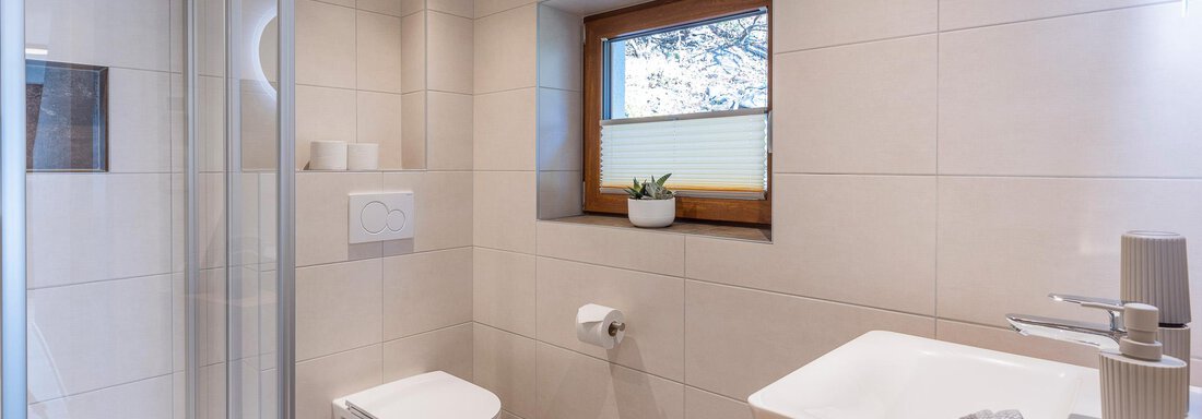Badezimmer EG - Irmas Ferienhäusl - Längenfeld