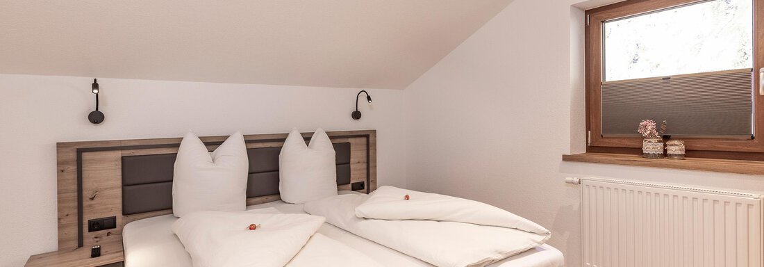 Zimmer OG - Irmas Ferienhäusl - Längenfeld