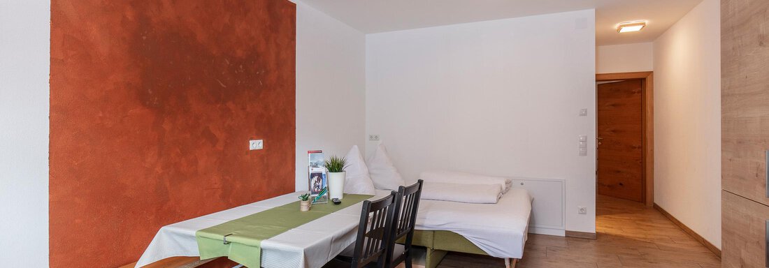 Wohnküche mit Doppelausziehcouch - Residenz Stipplerhof - Längenfeld