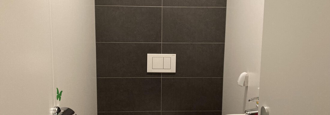 separates WC - Urlaub im Containerhaus - Längenfeld