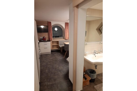 Blick ins Badezimmer - Apart Benjamin - Niederthai