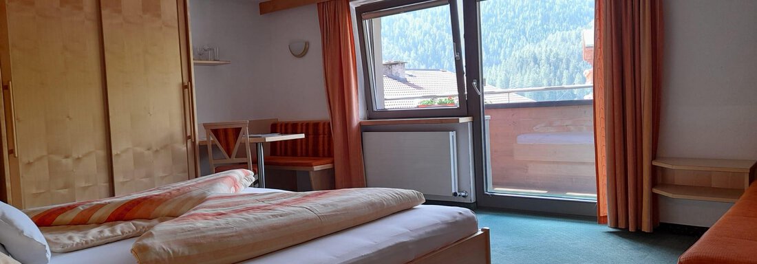 Doppelzimmer mit Zugang zum Balkon I - Apart Benjamin - Niederthai